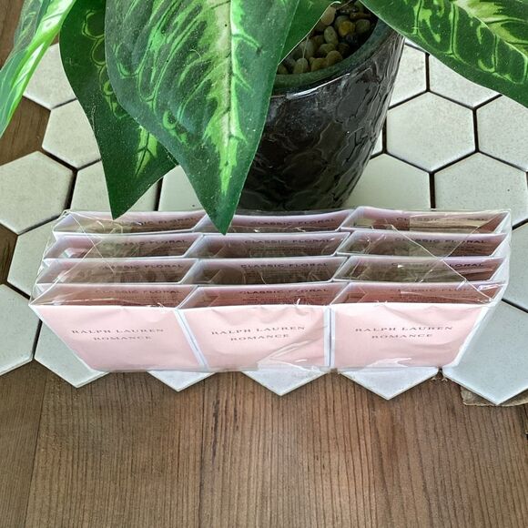 New Ralph Lauren Romance Perfume Samples 12 X 1.2ml (.04 oz) Sealed - Picture 2 of 4